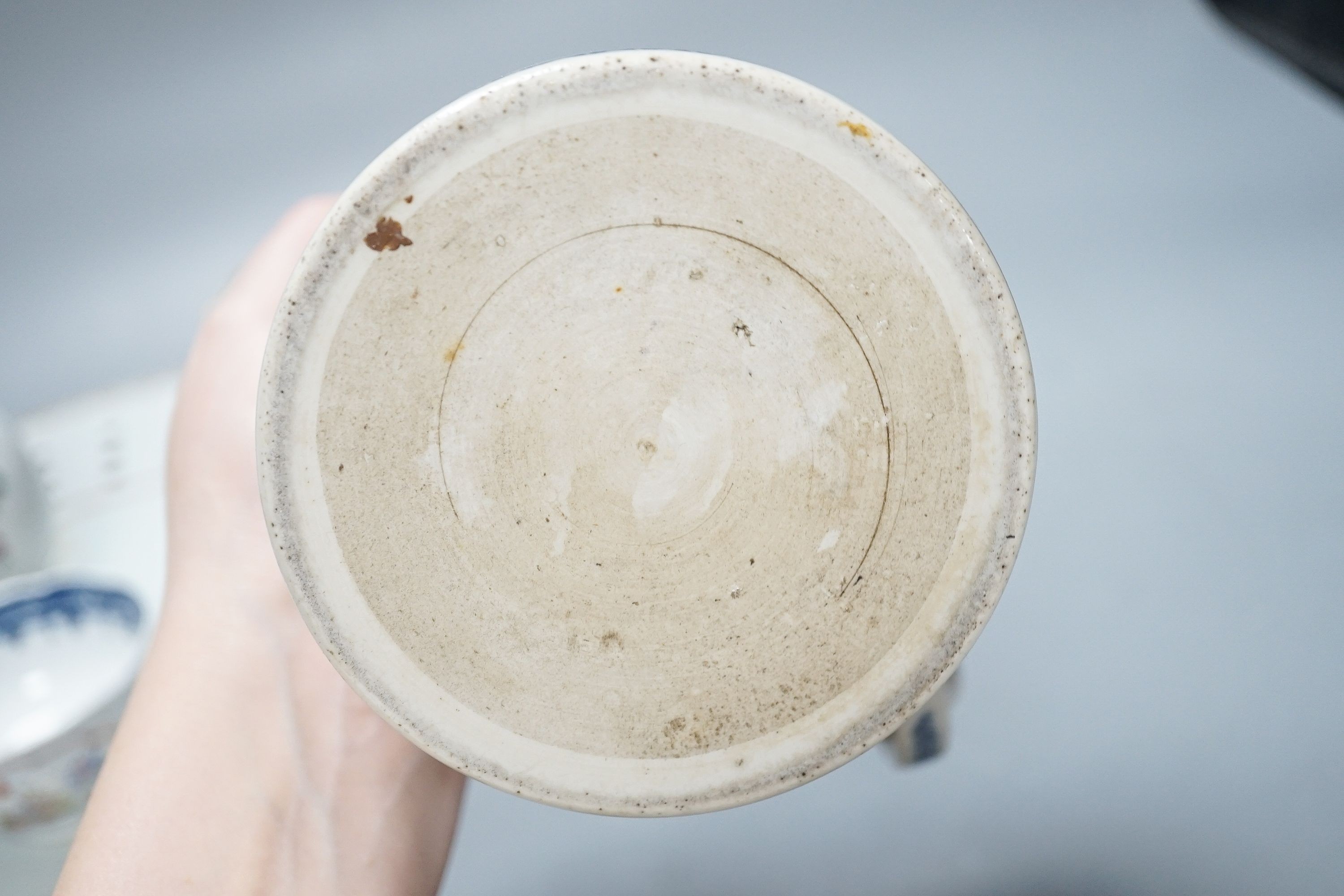 A group of 18th-20th century Chinese ceramics 35cm